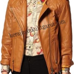 Jaket Kulit Artis Wanita